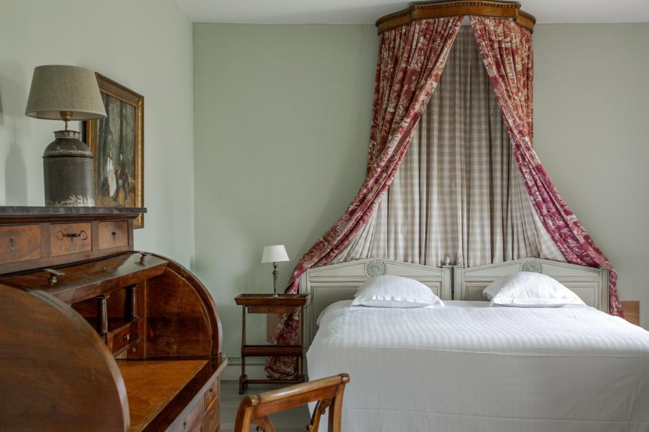 Domaine De La Trigaliere Villa Ambillou Екстериор снимка