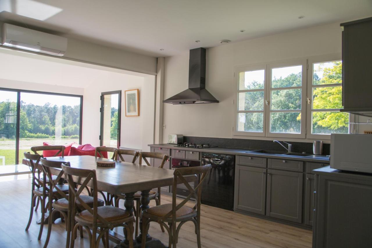 Domaine De La Trigaliere Villa Ambillou Екстериор снимка